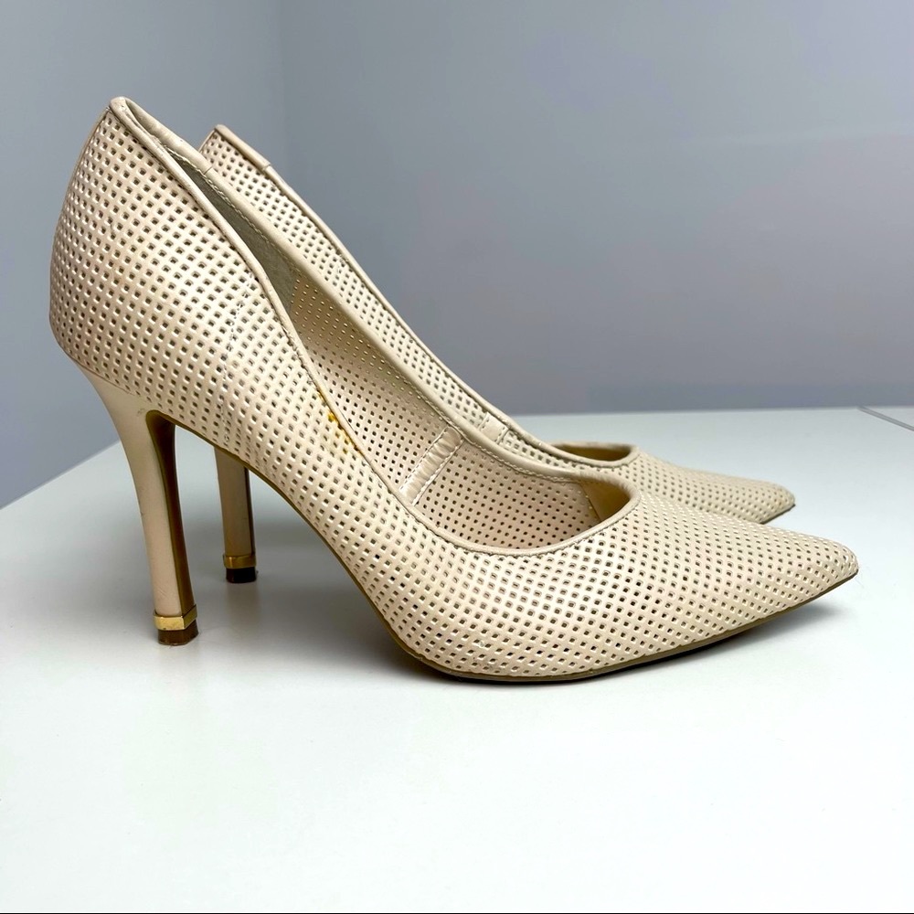 Guess Stilleto Heels Beige Size 9.5